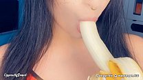 ASMR   Ahegao   Novinha Gostosa Chupando Banana   Teen Blowjob Banana Ahegao Hentai